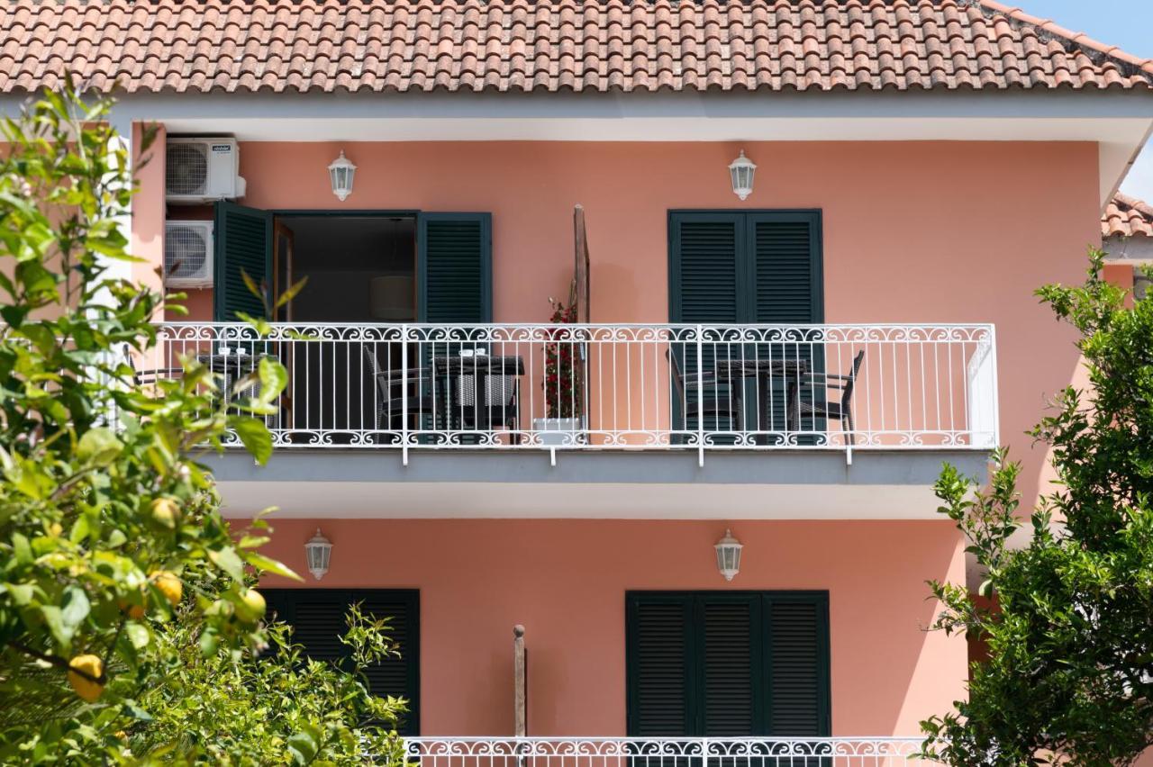 Villa Francesca Relais Piano di Sorrento Luaran gambar